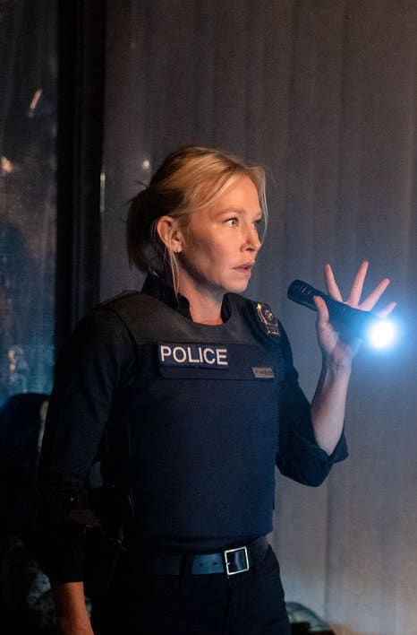 Finding a Key Clue / Tall - Law & Order: SVU Season 23 Episode 7