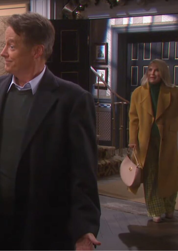 A Christmas Surprise / Tall - Days of Our Lives
