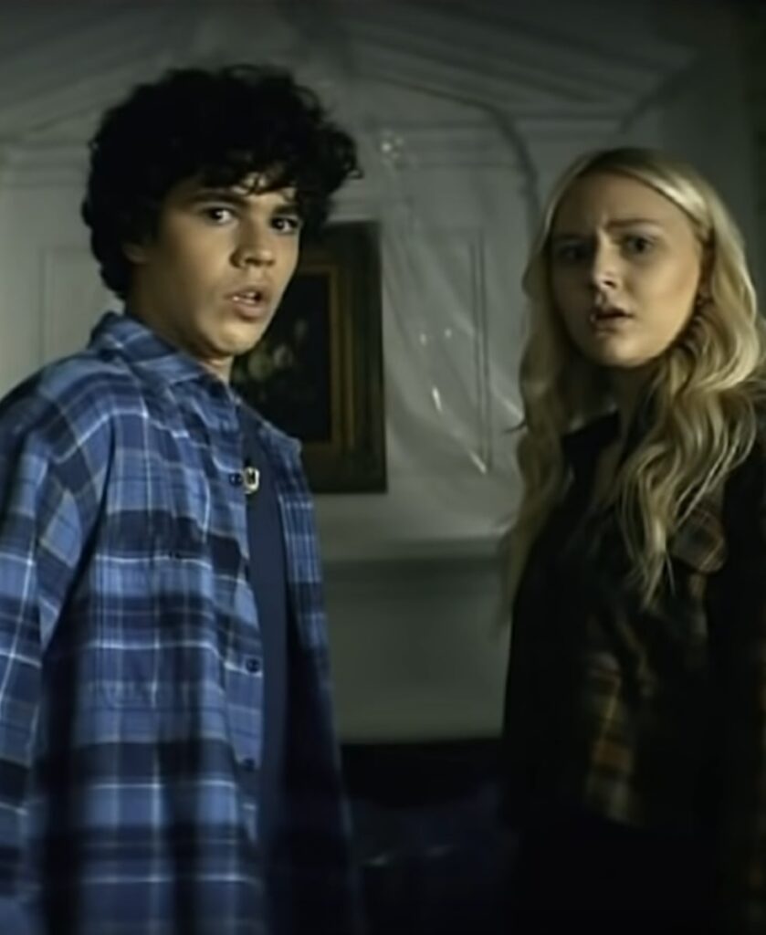 Bonded for Life - Chucky Season 1 Episode 8