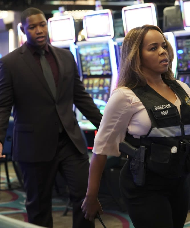 How Casinos Work - CSI: Vegas Season 1 Episode 10