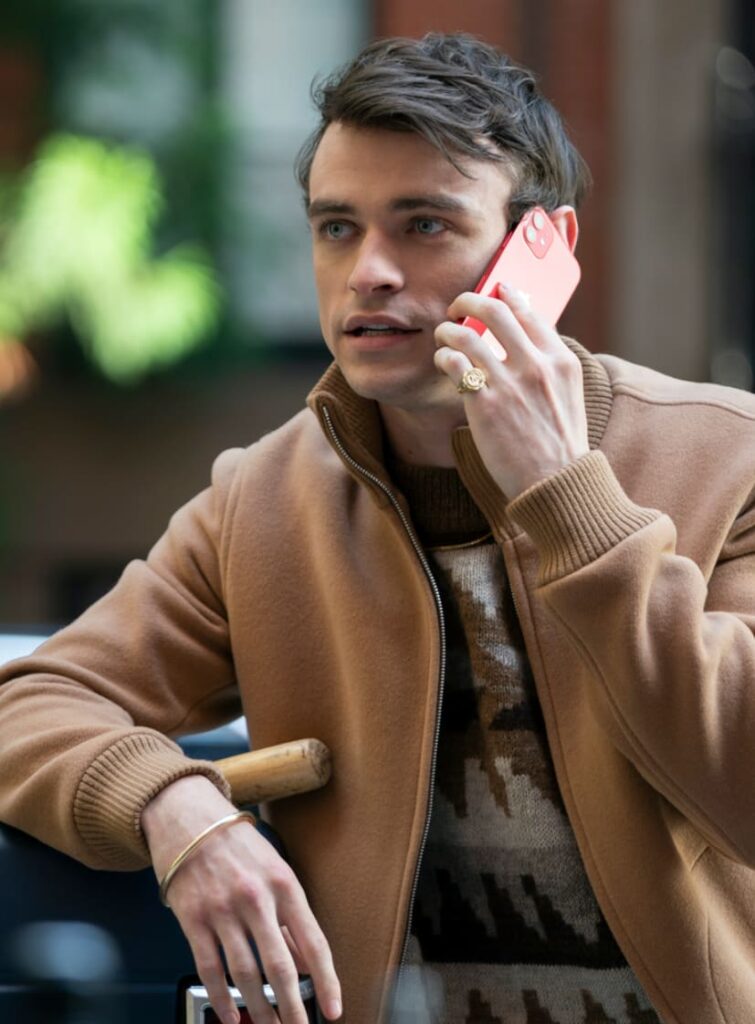 Max on the Phone - Gossip Girl (2021) Season 1 Episode 10