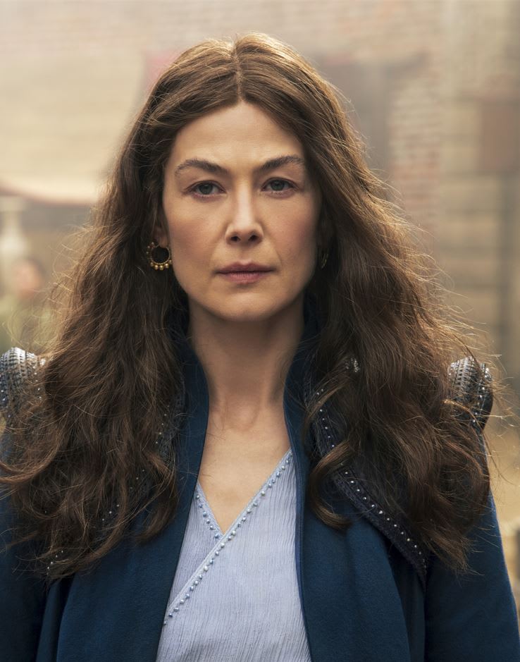 Moiraine In Fal Dara - The Wheel of Time Season 1 Episode 7