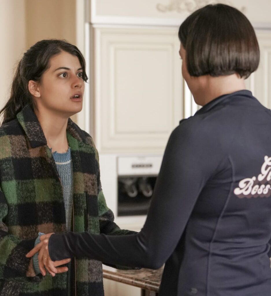 One Day at a Time-Tall - Single Drunk Female Season 1 Episode 2