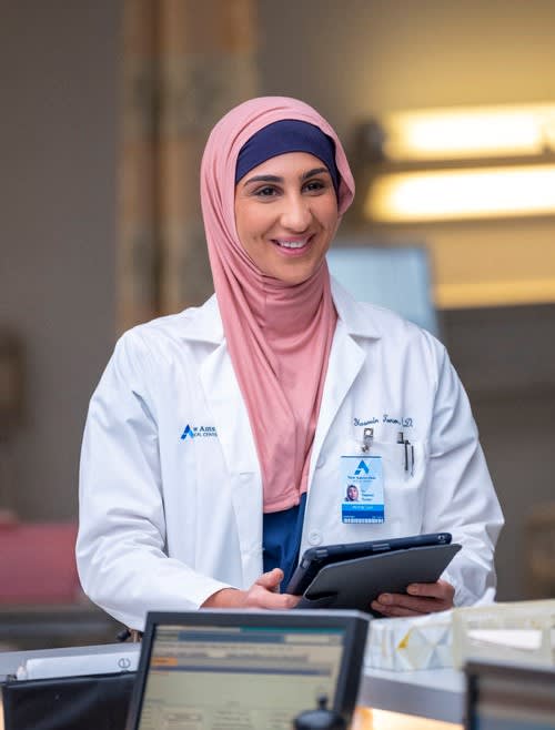Smiling Resident  - New Amsterdam Season 4 Episode 11