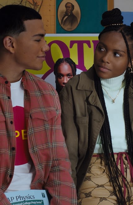 Catching Up - Tall - Naomi Season 1 Episode 4