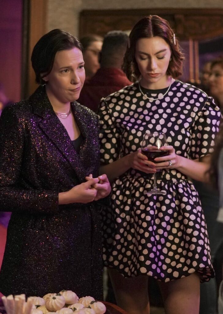 Olivia and Stephanie - Single Drunk Female Season 1 Episode 5