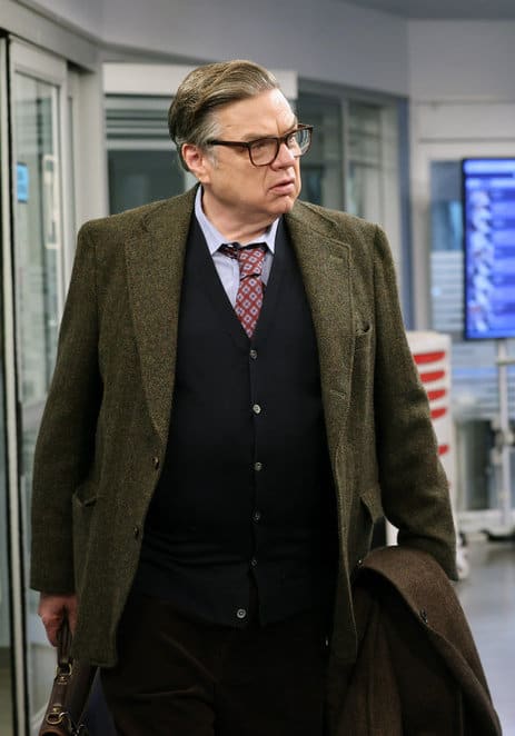 Questioning a Diagnosis / Tall - Chicago Med Season 7 Episode 13