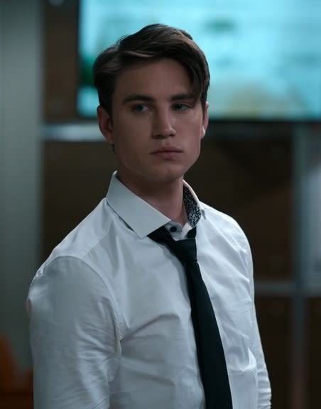 Ty at the hospital - Sweet Magnolias Season 2 Episode 1