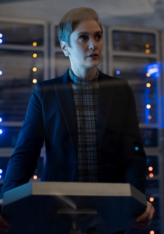 Dr. Bell Works - Naomi Season 1 Episode 7
