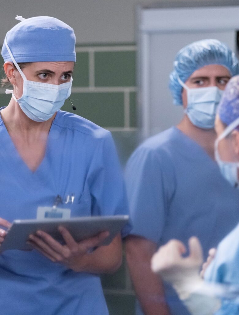 Kai Questions Amelia-tall - Grey's Anatomy Season 18 Episode 11