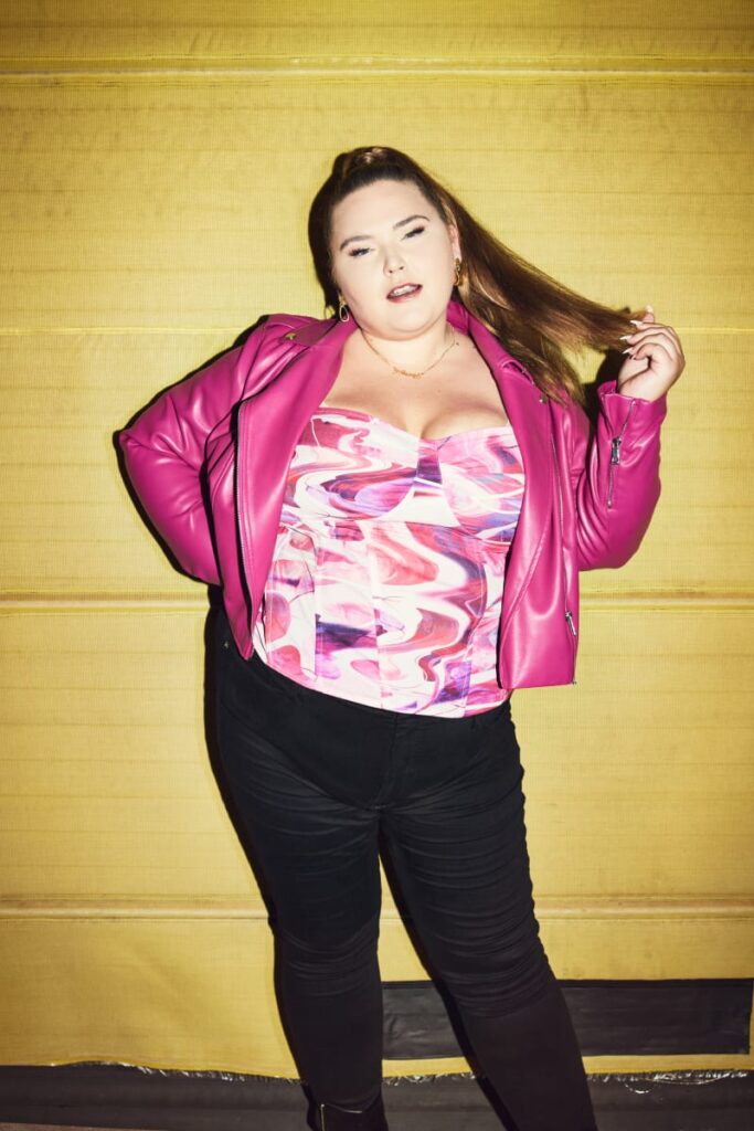 Lily Mae Harrington Press Pic - Single Drunk Female