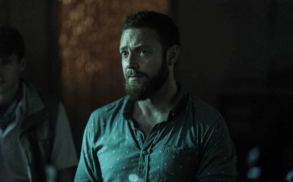 The Walking Dead: Ross Marquand Reacts to Carlson's Betrayal, Teases What's Ahead for the Survivors, & More!
