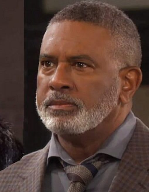 Paulina Teams Up With EJ / Tall - Days of Our Lives