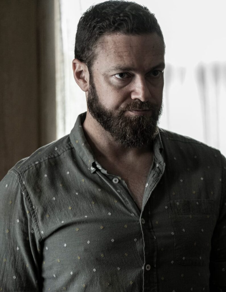 Pensive Aaron - The Walking Dead Season 11 Episode 14