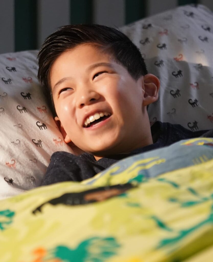 Rooting for His Mom -tall - A Million Little Things Season 4 Episode 11