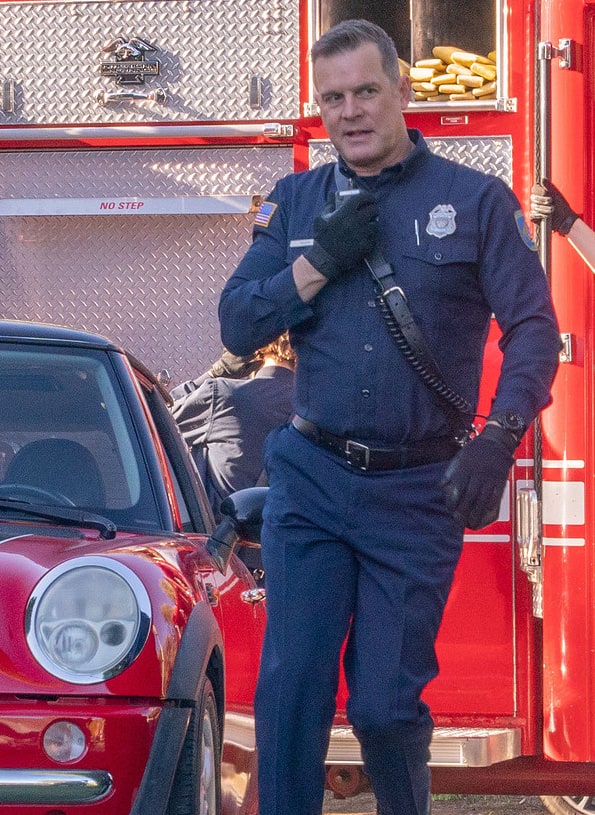 Bobby Calls It In - 9-1-1 Season 5 Episode 15