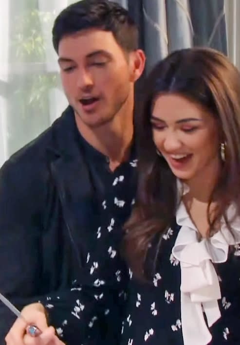 Gender Reveal Party / Tall - Days of Our Lives