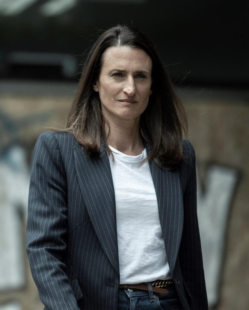 Helene Walking - Killing Eve Season 4 Episode 6