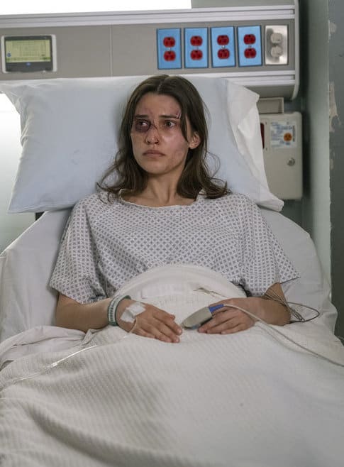 Interviewing a Victim - Law & Order: SVU Season 23 Episode 18