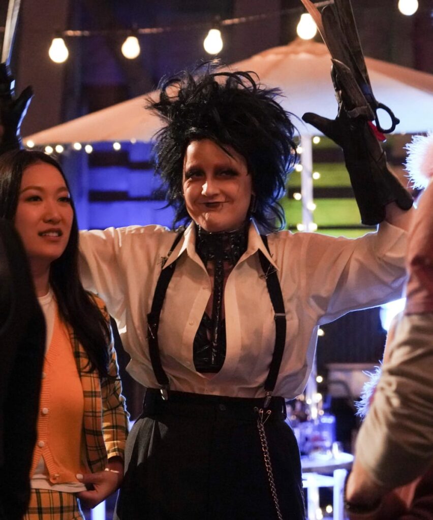 Kelly Keeps It Weird -tall - Good Trouble Season 4 Episode 6