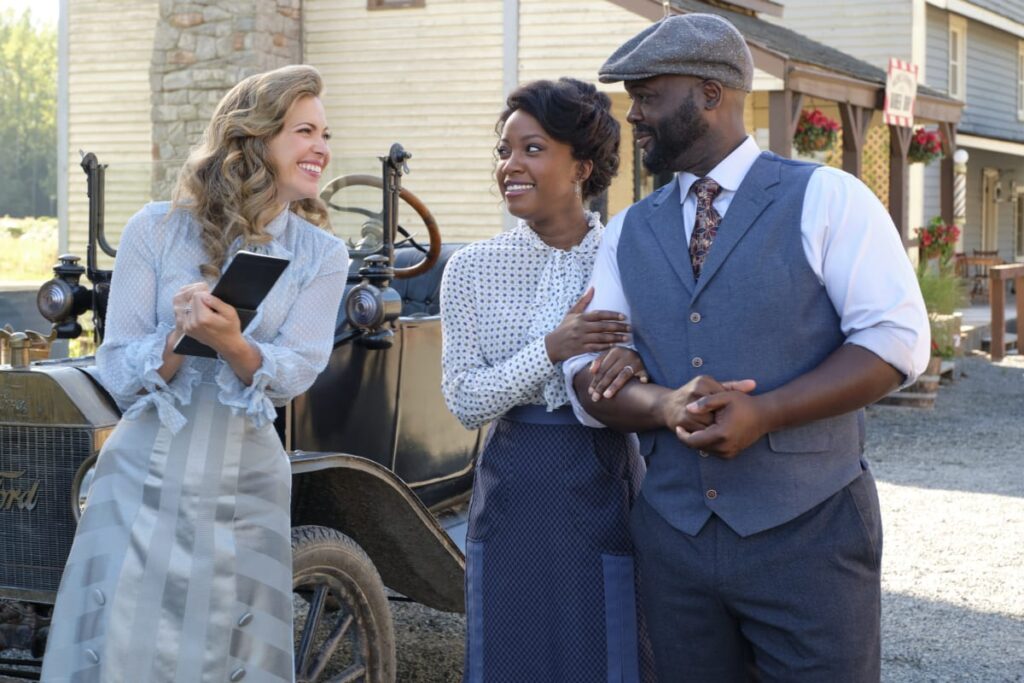 Rosemary Chats with Spectators - When Calls the Heart Season 9 Episode 5