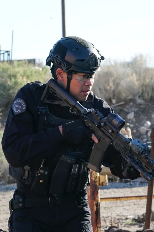 Tan Fighting - Tall - S.W.A.T. Season 5 Episode 17