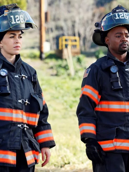 Two Peas -tall - 9-1-1: Lone Star Season 3 Episode 13