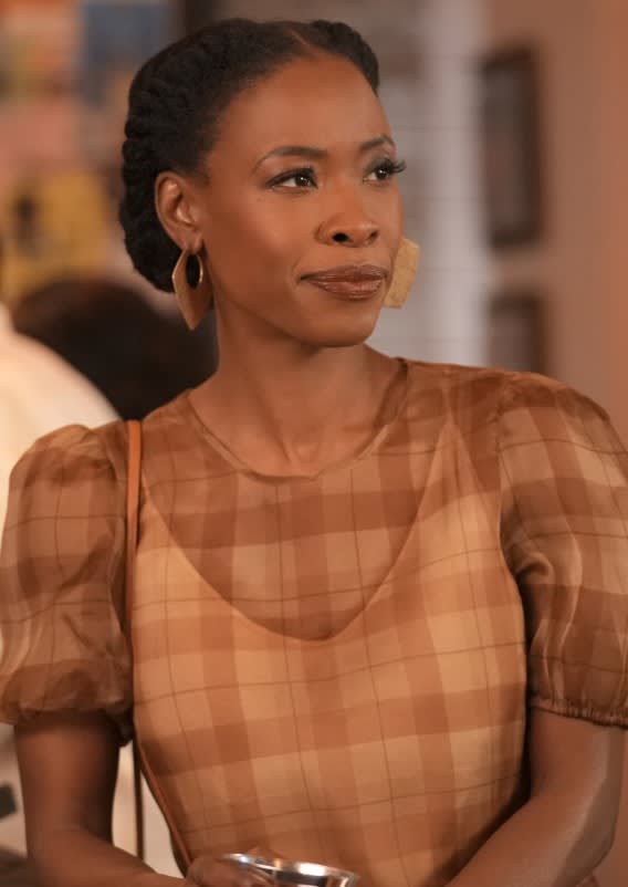 Concerned Mom - All American Season 4 Episode 18