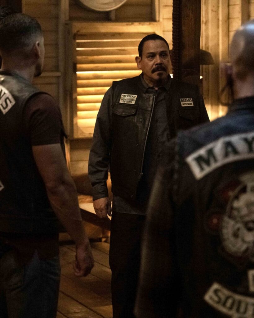 Contemplating Their Next Move - Mayans M.C. Season 4 Episode 6