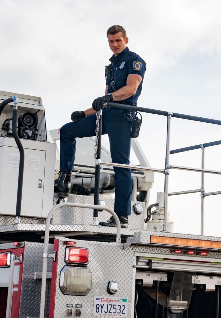 Manning The Ladder - 9-1-1 Season 5 Episode 18