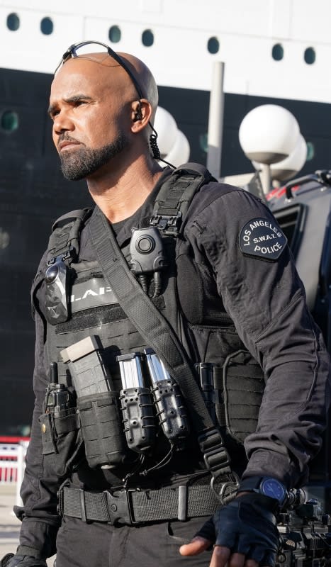 On the Queen Mary - Tall - S.W.A.T. Season 5 Episode 22