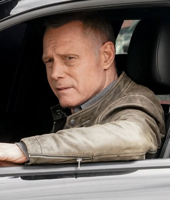 On Track -tall - Chicago PD Season 9 Episode 21