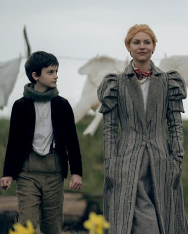 Frankie Walking with Cora - The Essex Serpent Season 1 Episode 6
