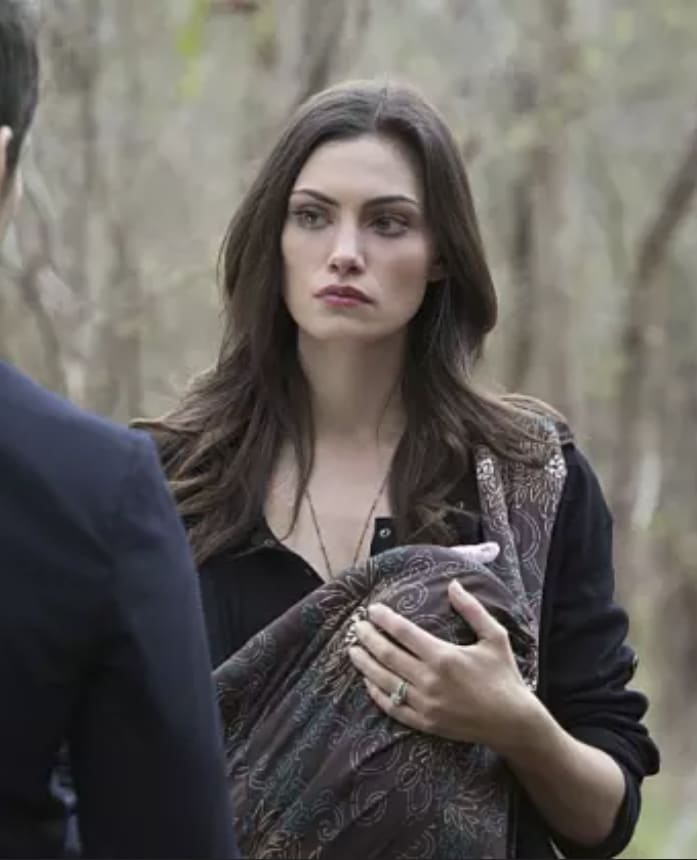 Hayley with her newborn - The Originals