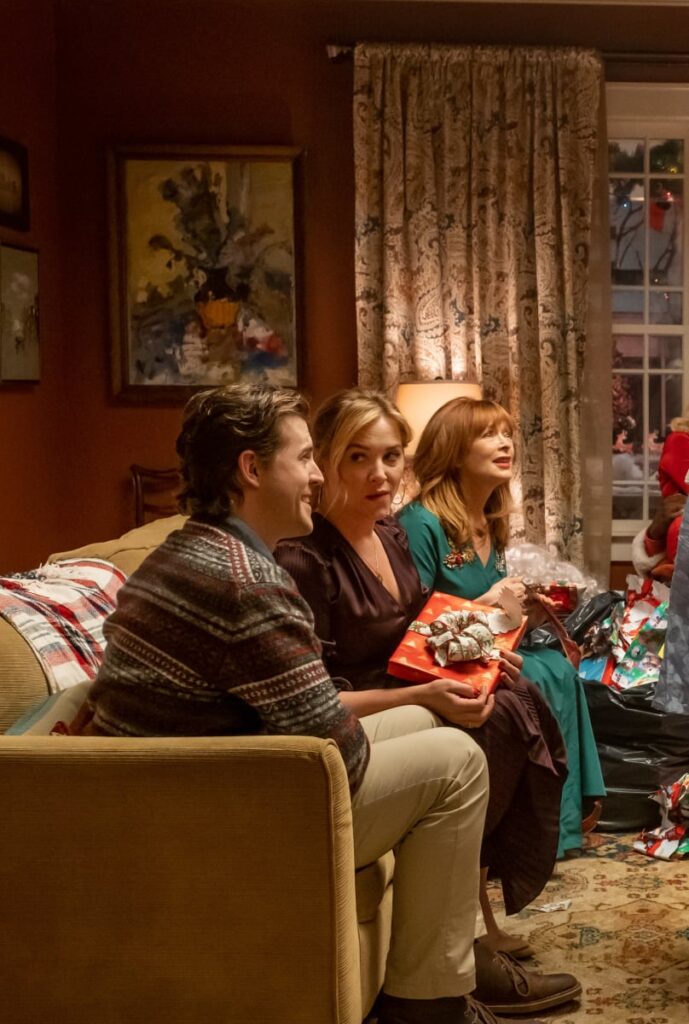 Jessica Capshaw in Holidate