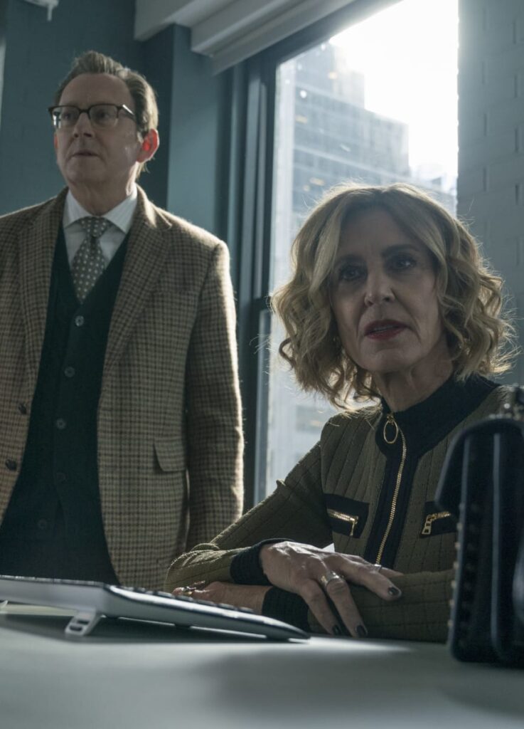 Sheryl is in Command - Evil Season 3 Episode 3