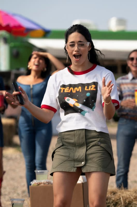 Team Liz - Tall - Roswell, New Mexico Season 4 Episode 1