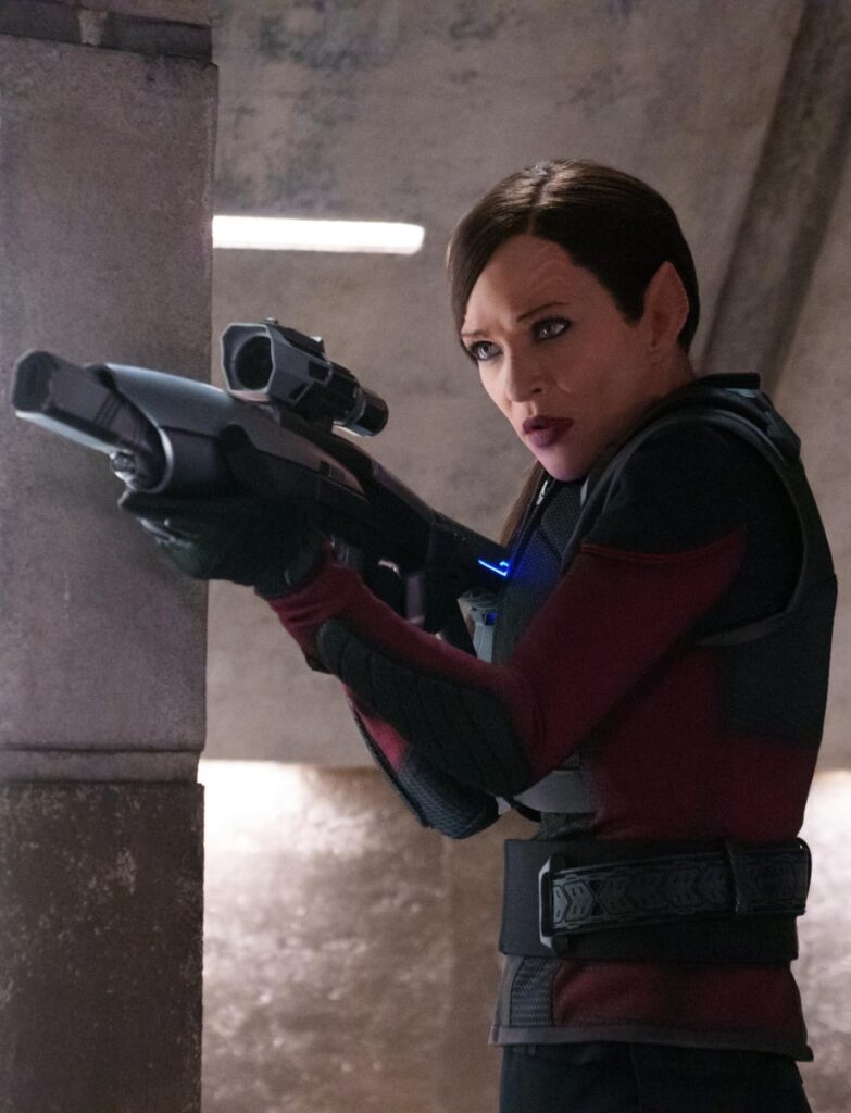 Keyali at the Ready - The Orville: New Horizons Season 3 Episode 9