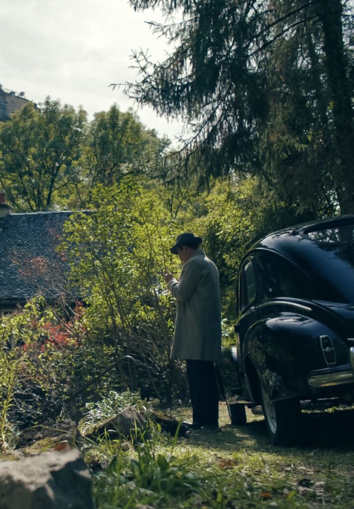 Arriving in Bozouls - Monsieur Spade Season 1 Episode 1