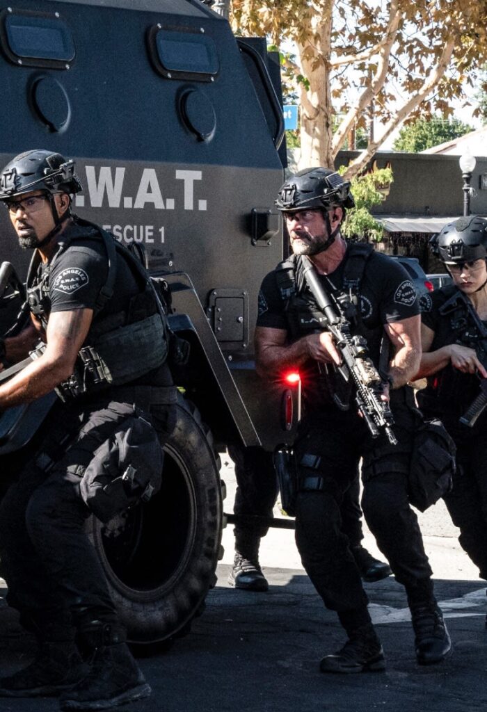 Full Force - Tall - S.W.A.T. Season 6 Episode 9