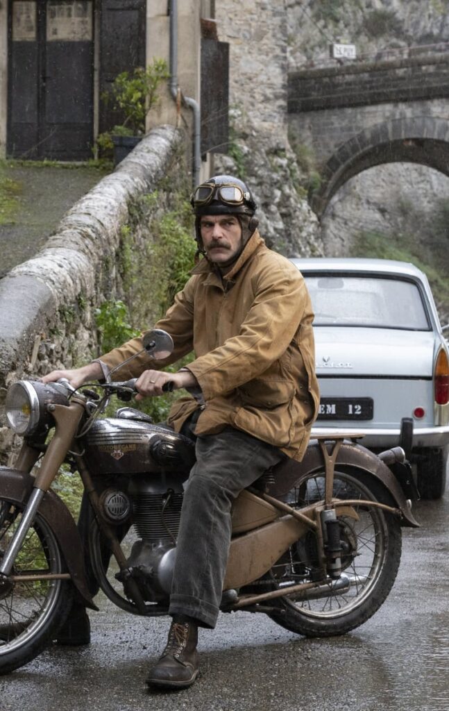 Jean-Pierre Rides Through Town - Monsieur Spade Season 1 Episode 3