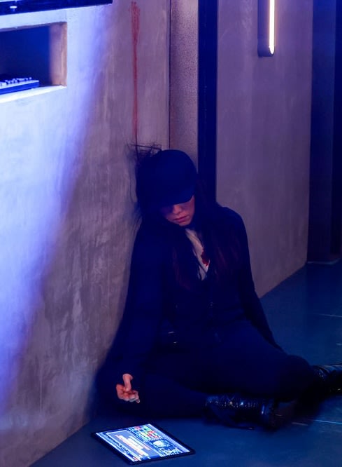 Jenn gunshot in Hallway Against Time