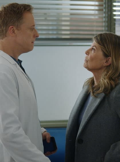 Surprise Visitor - Resident Alien Season 3 Episode 1