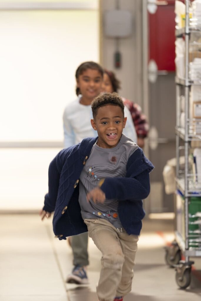 Kids in the Clinic - Station 19 Season 7 Episode 2