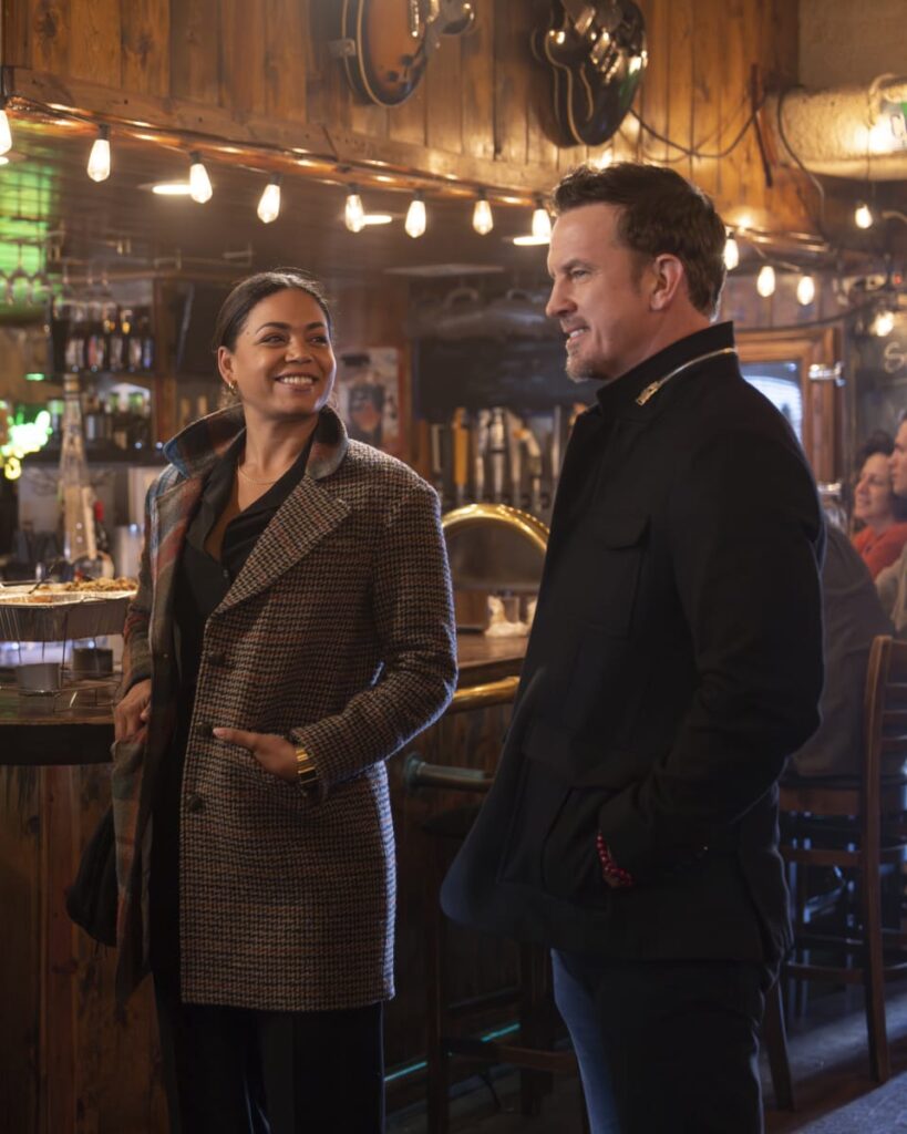 Smiling at Sean - Station 19 Season 7 Episode 2