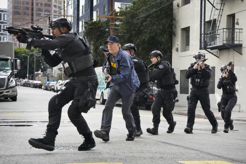 Teaming Up With DEA - S.W.A.T.
