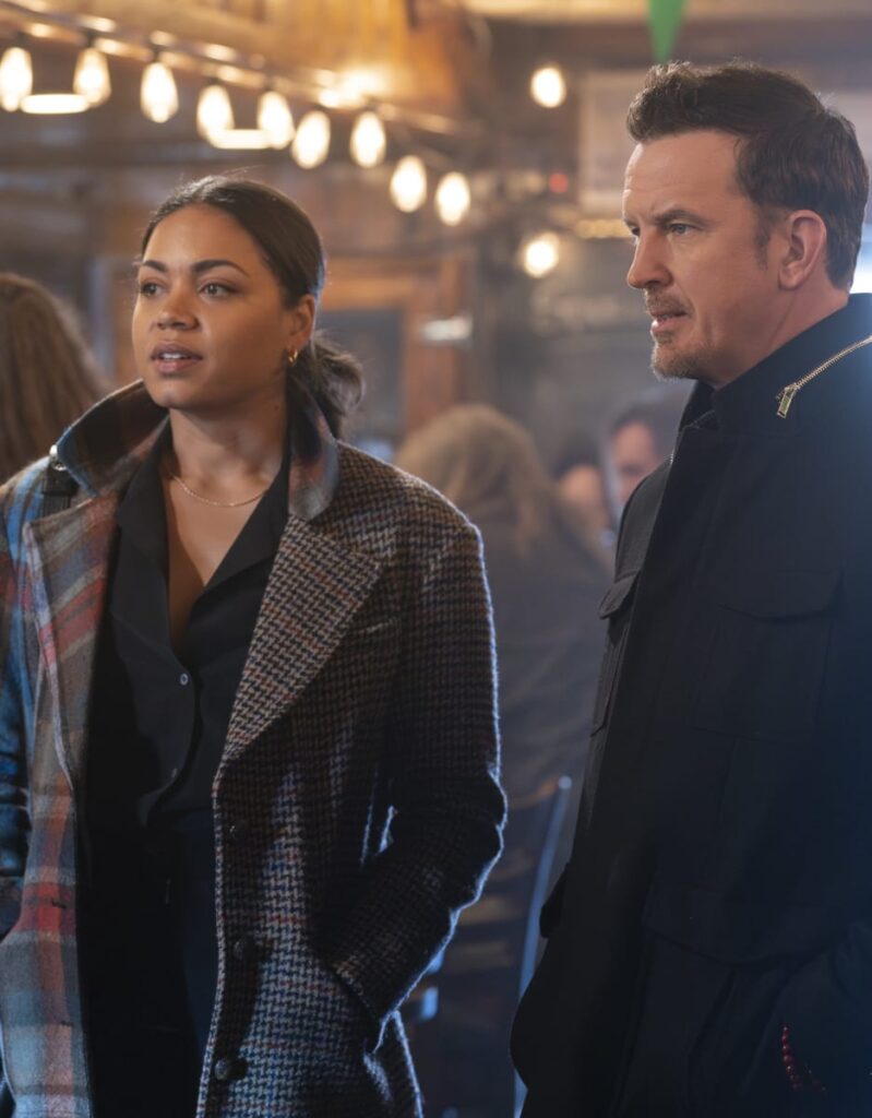 Vic and Beckett - tall - Station 19 Season 7 Episode 2