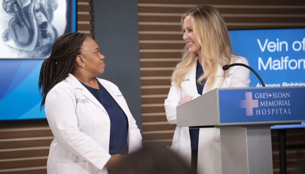 Bailey and Arizona on Stage - Grey's Anatomy