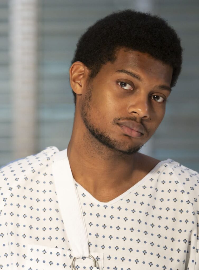 Depressed Medical Student - tall - Grey's Anatomy Season 20 Episode 5