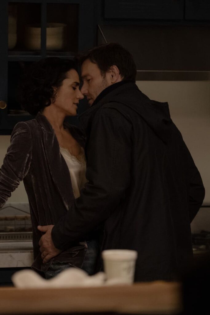 Happy Couple - Dark Matter (2024) Season 1 Episode 1